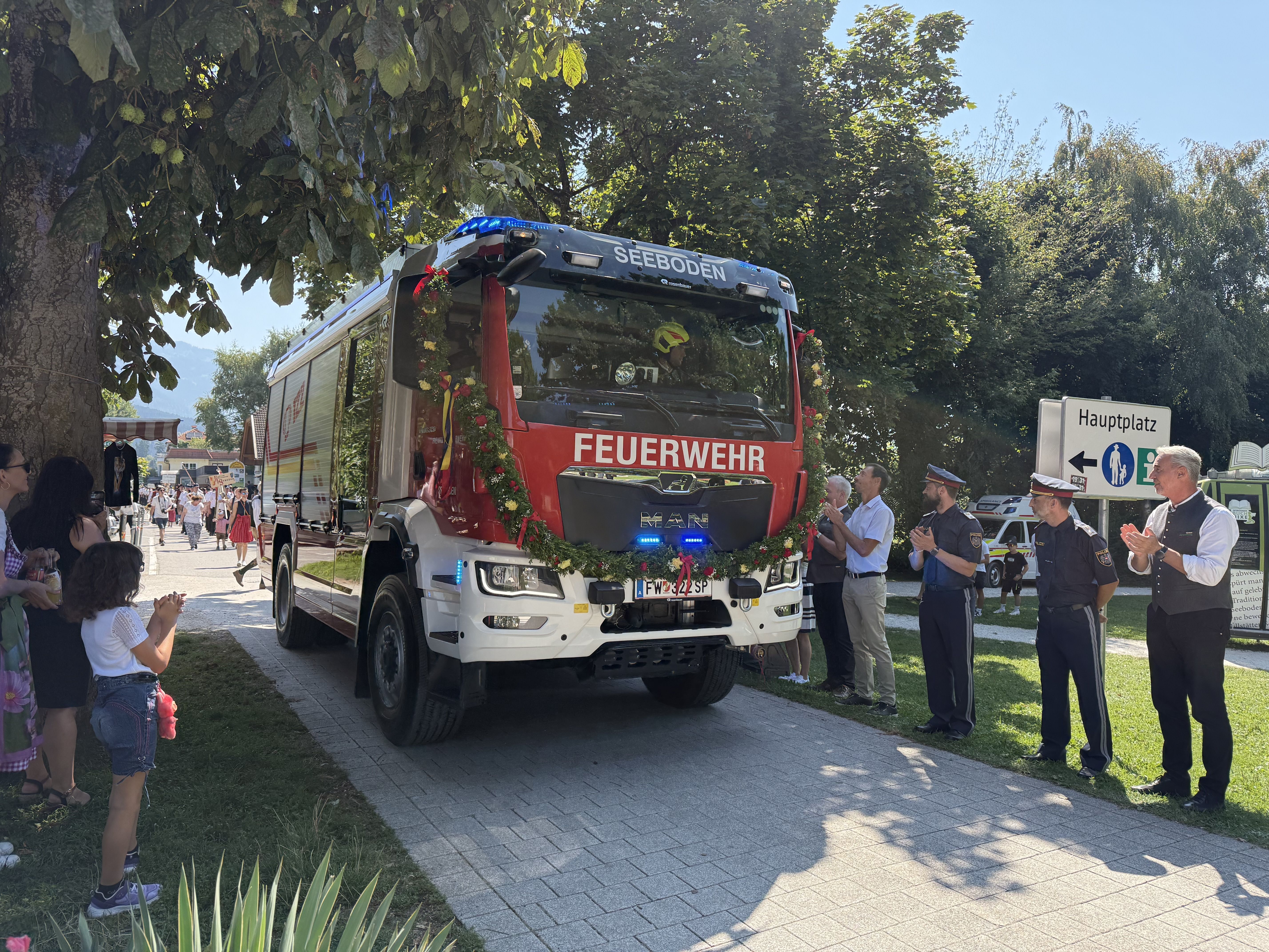 Fahrzeugsegnung - Empfang im Blumenpark Seeboden